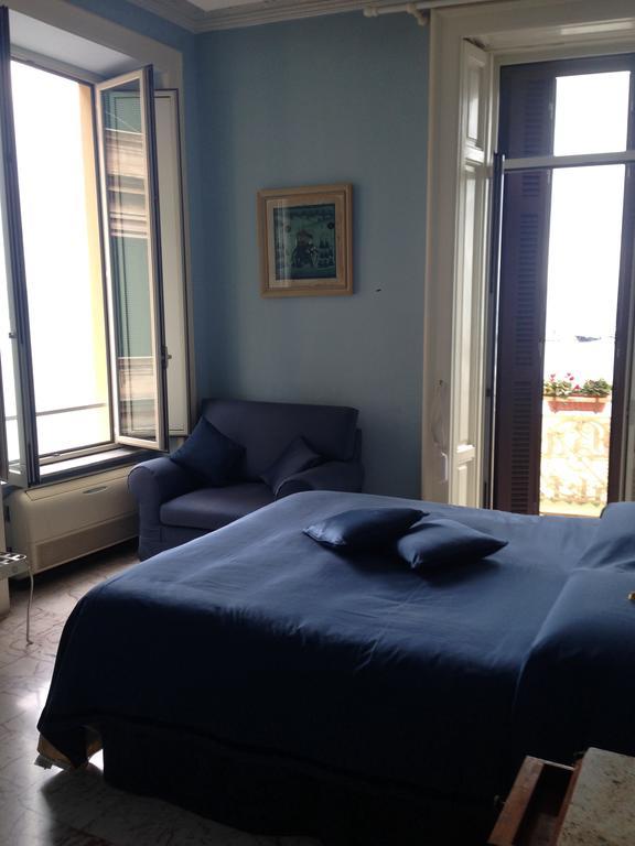 La Dimora Dei Baroni Bed & Breakfast เนเปิลส์ ห้อง รูปภาพ
