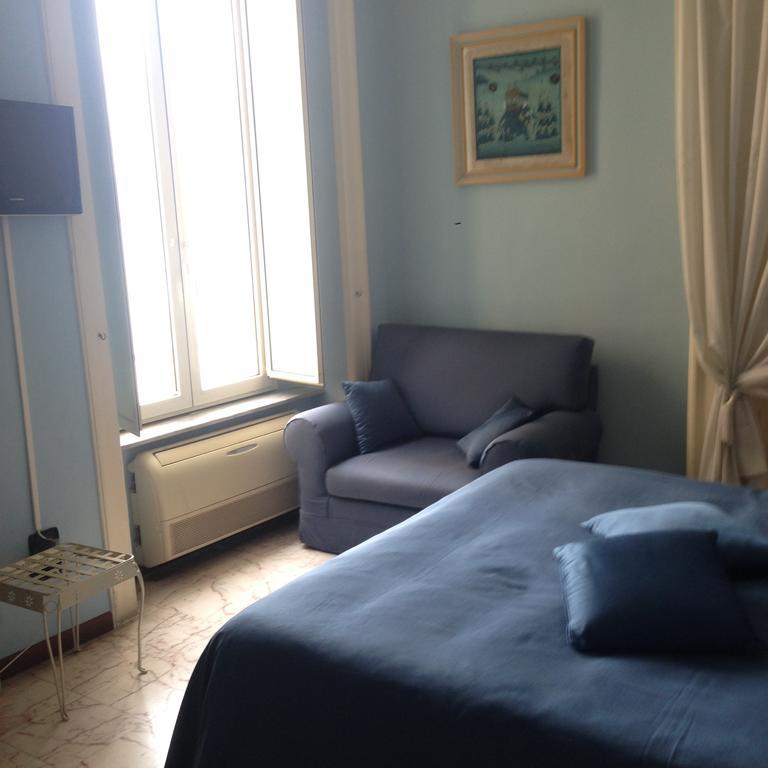 La Dimora Dei Baroni Bed & Breakfast เนเปิลส์ ห้อง รูปภาพ
