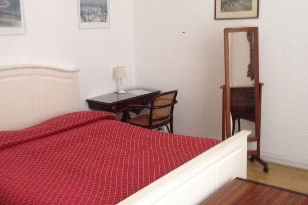 La Dimora Dei Baroni Bed & Breakfast เนเปิลส์ ภายนอก รูปภาพ